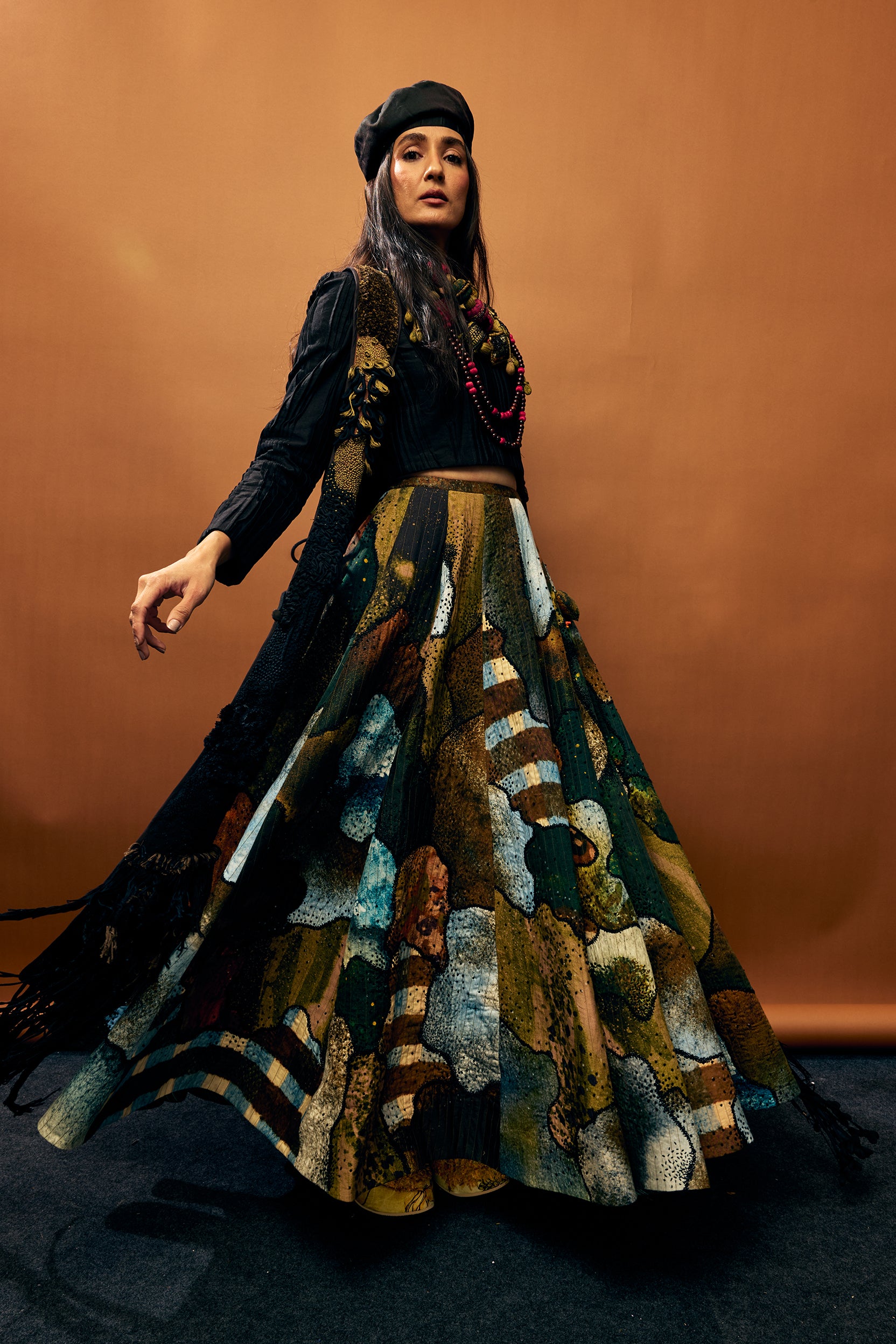 Inlay Hand Emb. Long Gilet Jacket – Bhawa Design Studio